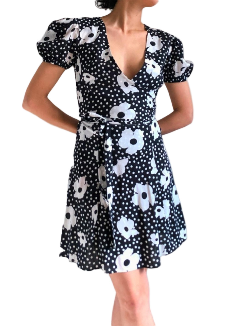 Urban Outfitters Jocelyn mini dress Polka Dot Wrap Dress Size Large